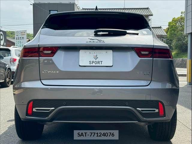 Jaguar E-PACE 2022-01 6815366-13