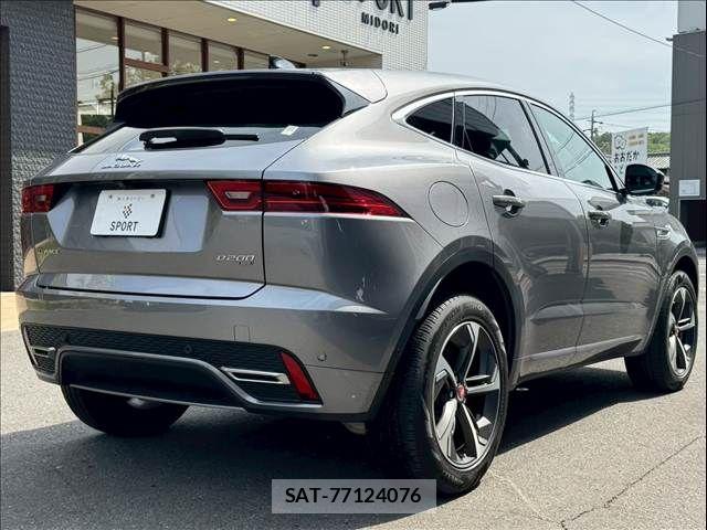 Jaguar E-PACE 2022-01 6815366-16