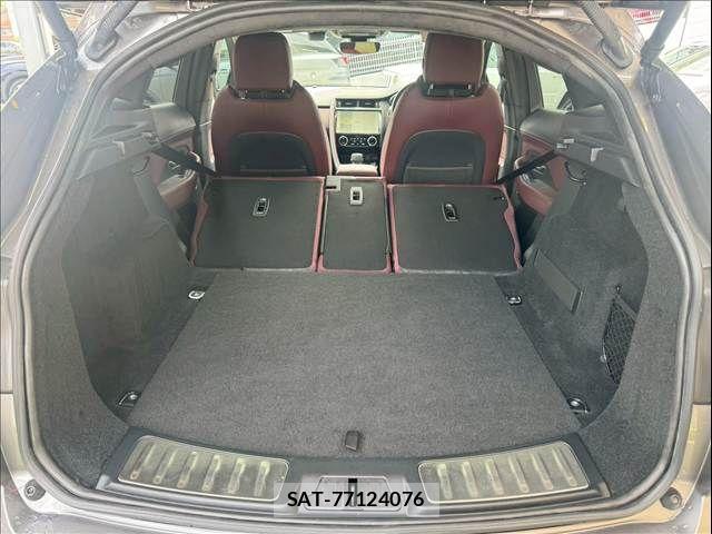 Jaguar E-PACE 2022-01 6815366-17