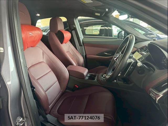 Jaguar E-PACE 2022-01 6815366-5
