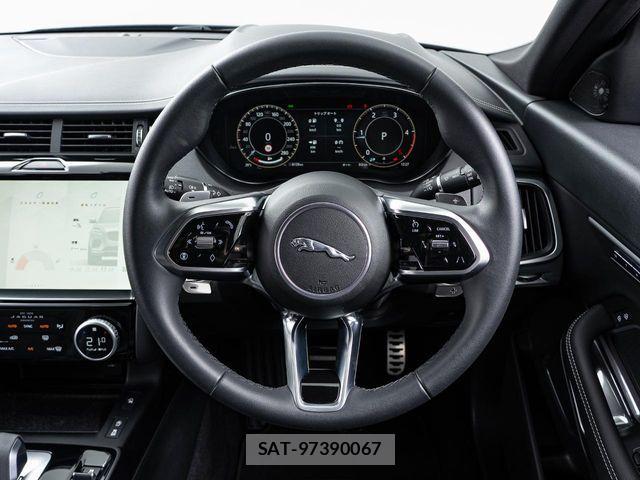 Jaguar E-PACE 2025-03 6906791-17