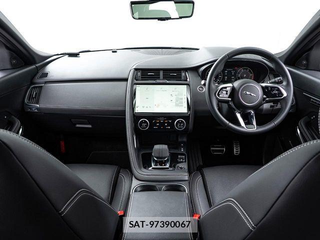 Jaguar E-PACE 2025-03 6906791-1