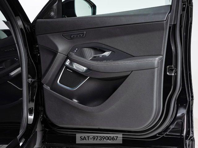 Jaguar E-PACE 2025-03 6906791-6