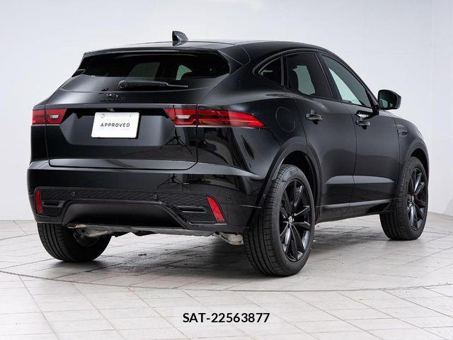 Jaguar E-PACE 2025-03 6906799-13