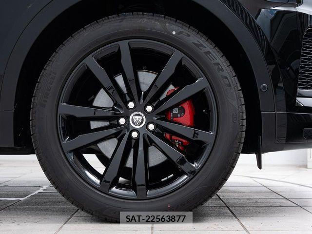 Jaguar E-PACE 2025-03 6906799-15
