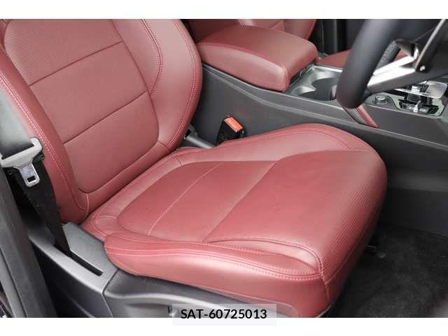 Jaguar E-PACE 2025-03 7219992-15