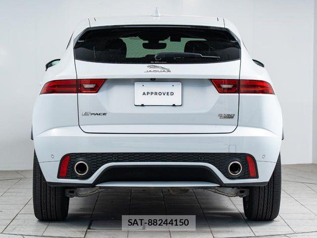 Jaguar E-PACE 2019-07 7219990-9