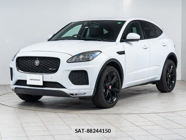 Jaguar E-PACE 2019-07 7219990-10