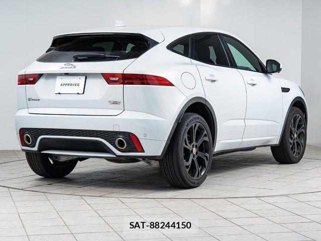 Jaguar E-PACE 2019-07 7219990-13