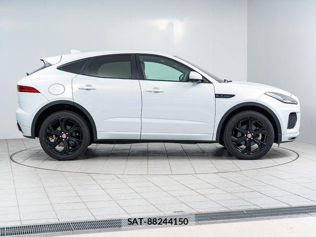 Jaguar E-PACE 2019-07 7219990-14