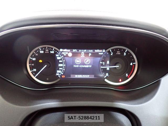 Jaguar E-PACE 2022-05 7220001-11