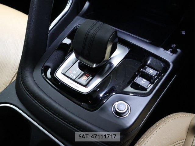 Jaguar E-PACE 2022-03 7219991-24