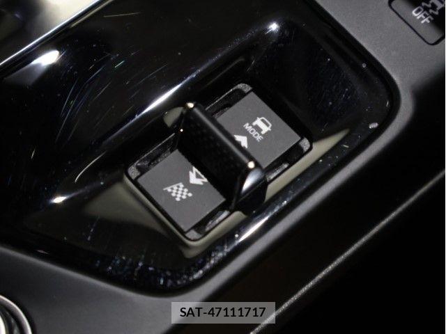 Jaguar E-PACE 2022-03 7219991-25