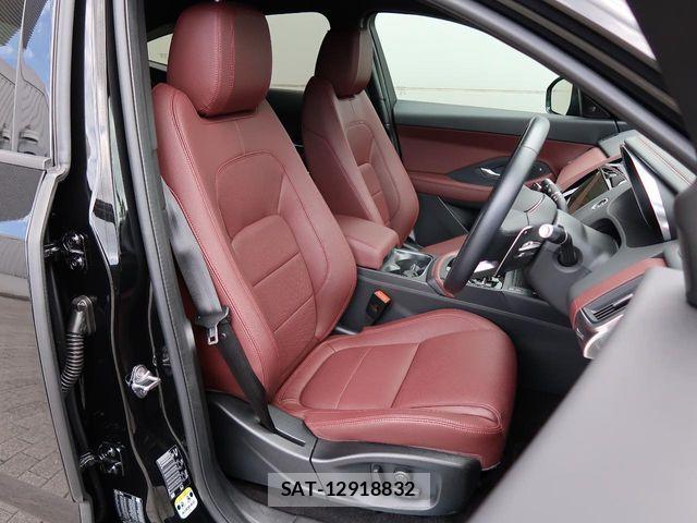 Jaguar E-PACE 2022-08 7219994-15