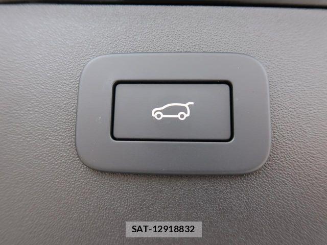 Jaguar E-PACE 2022-08 7219994-3