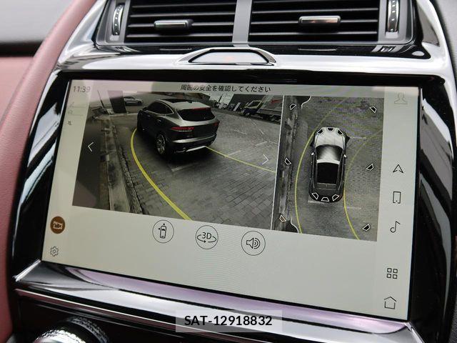 Jaguar E-PACE 2022-08 7219994-7