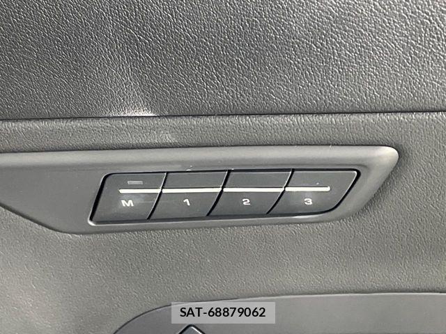 Jaguar E-PACE 2023-03 7272085-11