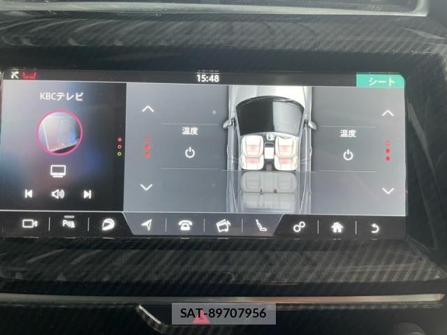 Jaguar E-PACE 2019-12 7454998-24