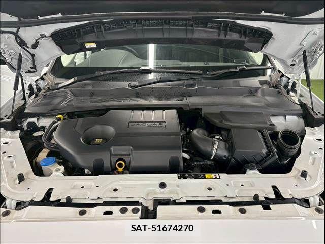 Jaguar E-PACE 2019-06 7724359-11