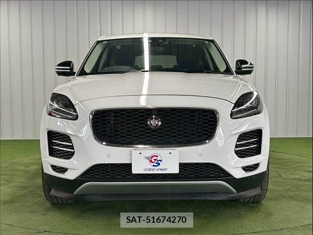 Jaguar E-PACE 2019-06 7724359-12