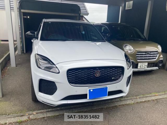 Jaguar E-PACE 2019-08 7724366-0