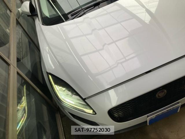 Jaguar E-PACE 2019-01 7962135-1
