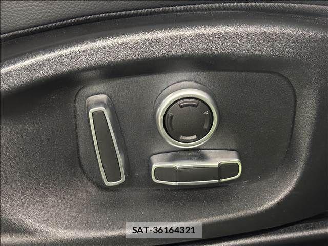 Jaguar E-PACE 2021-09 7962132-9