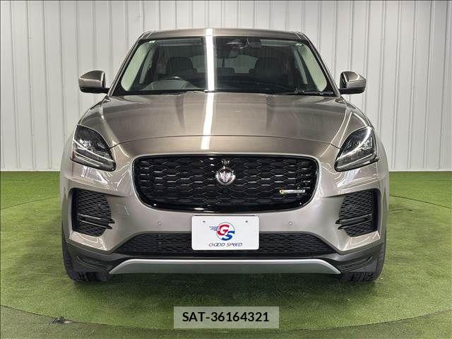 Jaguar E-PACE 2021-09 7962132-12
