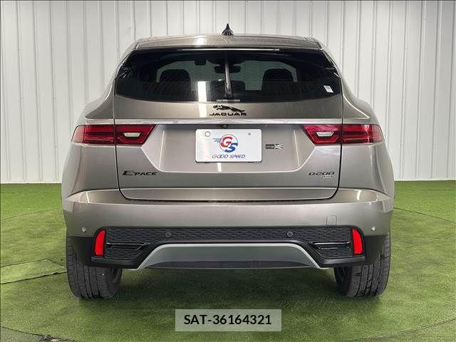 Jaguar E-PACE 2021-09 7962132-13