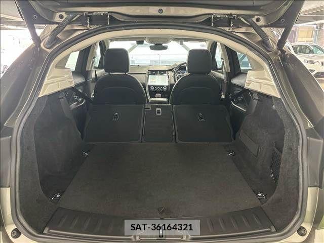 Jaguar E-PACE 2021-09 7962132-17