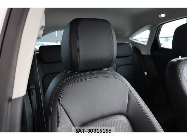 Jaguar E-PACE 2020-02 8099767-23