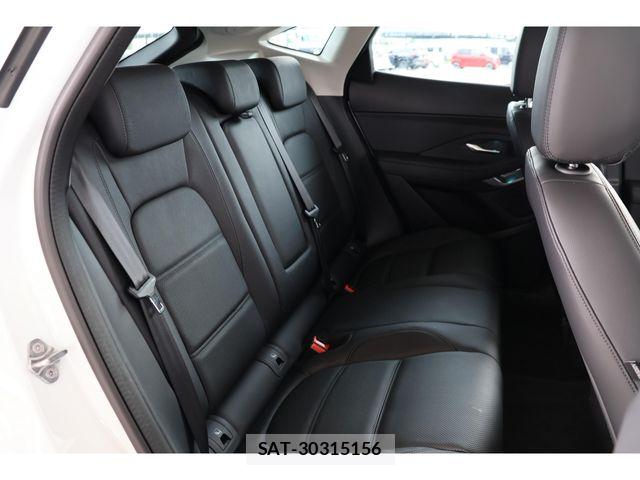 Jaguar E-PACE 2020-02 8099767-27