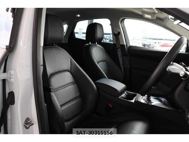 Jaguar E-PACE 2020-02 8099767-8