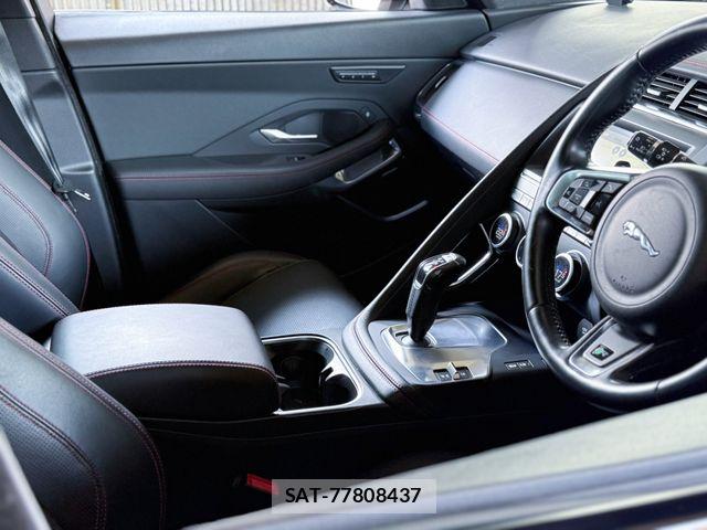 Jaguar E-PACE 2019-02 8130644-14
