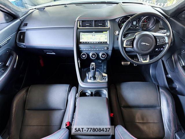 Jaguar E-PACE 2019-02 8130644-18
