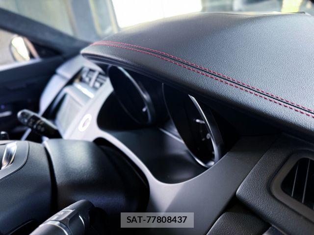 Jaguar E-PACE 2019-02 8130644-20