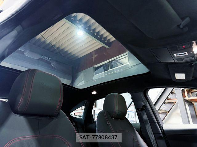 Jaguar E-PACE 2019-02 8130644-24