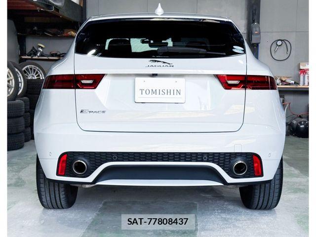 Jaguar E-PACE 2019-02 8130644-6