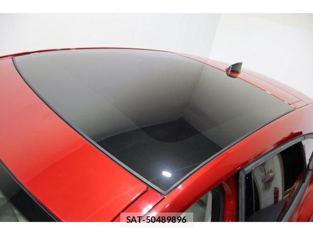 Jaguar E-PACE 2022-02 8314893-12