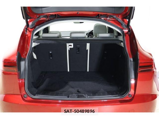 Jaguar E-PACE 2022-02 8314893-17