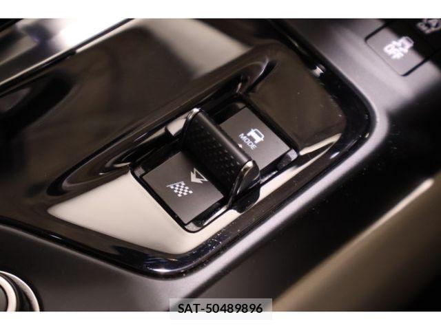 Jaguar E-PACE 2022-02 8314893-26