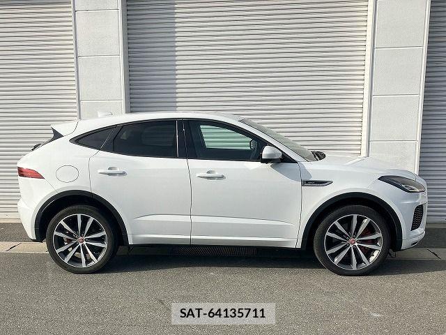 Jaguar E-PACE 2019-09 8314894-17