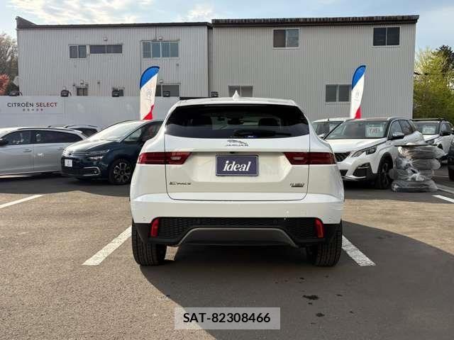 Jaguar E-PACE 2018-12 8314892-5