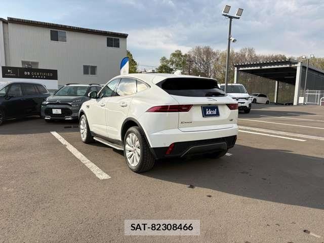 Jaguar E-PACE 2018-12 8314892-6