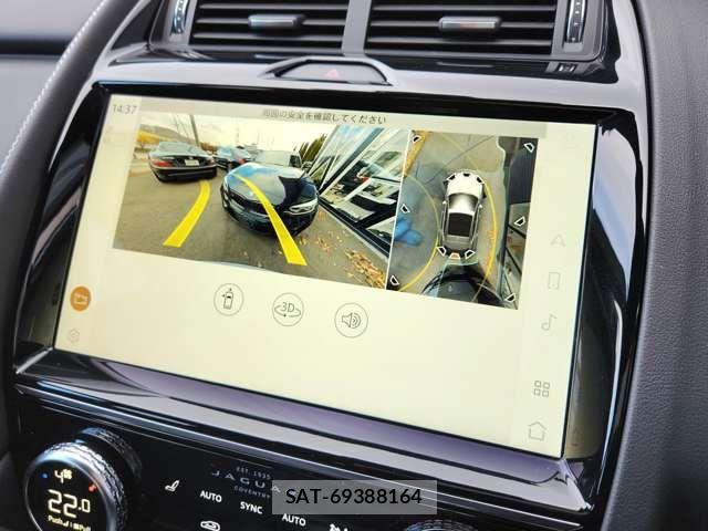 Jaguar E-PACE 2021-09 8314890-12