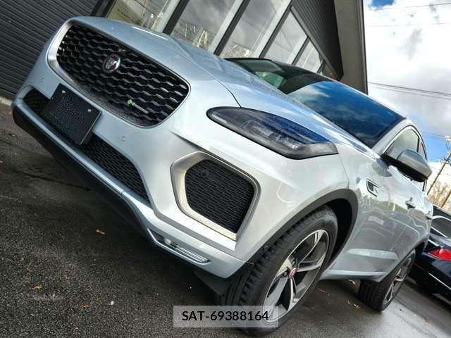 Jaguar E-PACE 2021-09 8314890-1