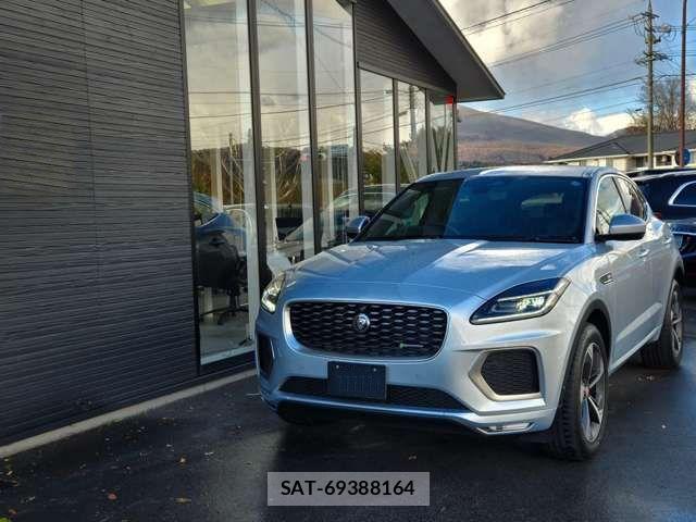 Jaguar E-PACE 2021-09 8314890-19