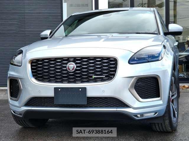Jaguar E-PACE 2021-09 8314890-21