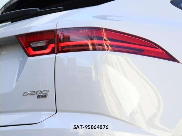 Jaguar E-PACE 2022-01 8562228-11