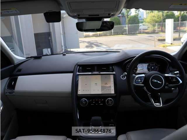 Jaguar E-PACE 2022-01 8562228-12